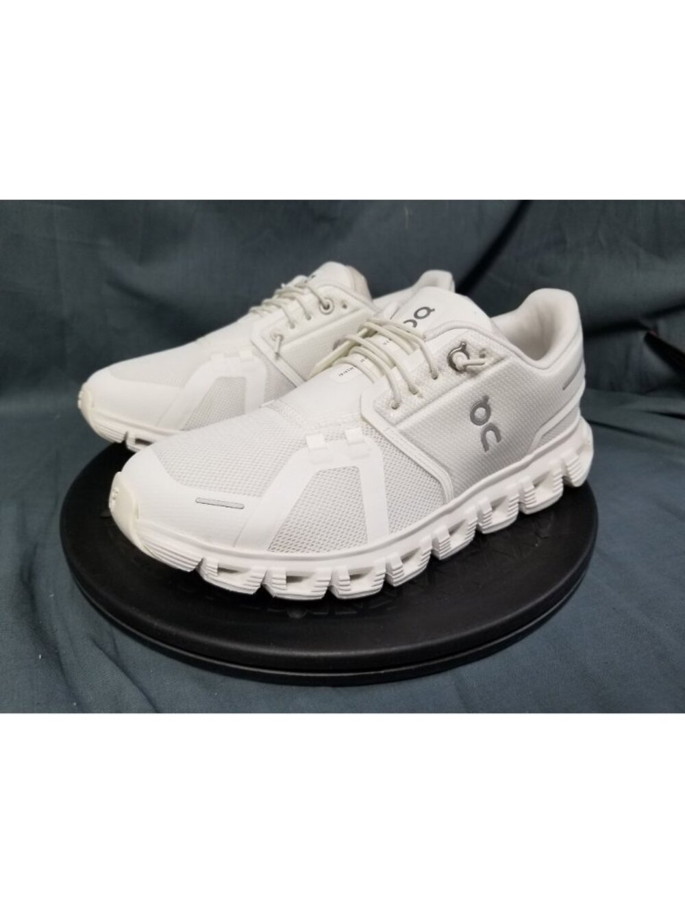 On Running Cloud 6 All White 3WF10061200 Women's Size 7.5 NEW NO BOX! - Picture 4 of 11